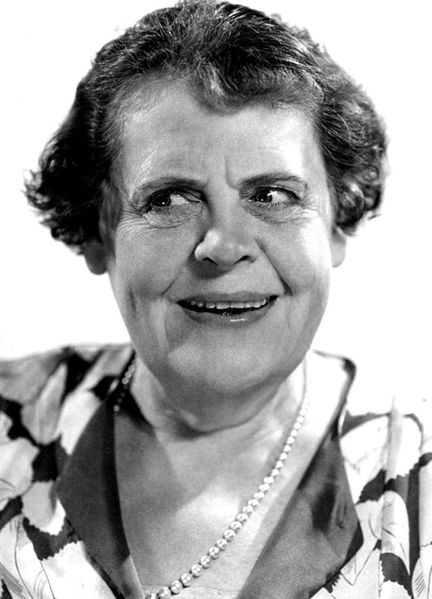 File:Marie Dressler - 1930.jpg